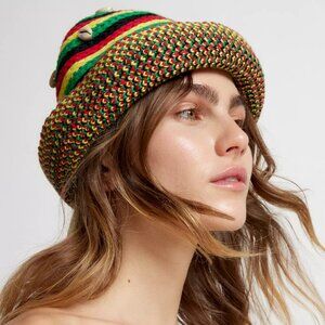 NEW Urban Outfitters Bucket Hat OS